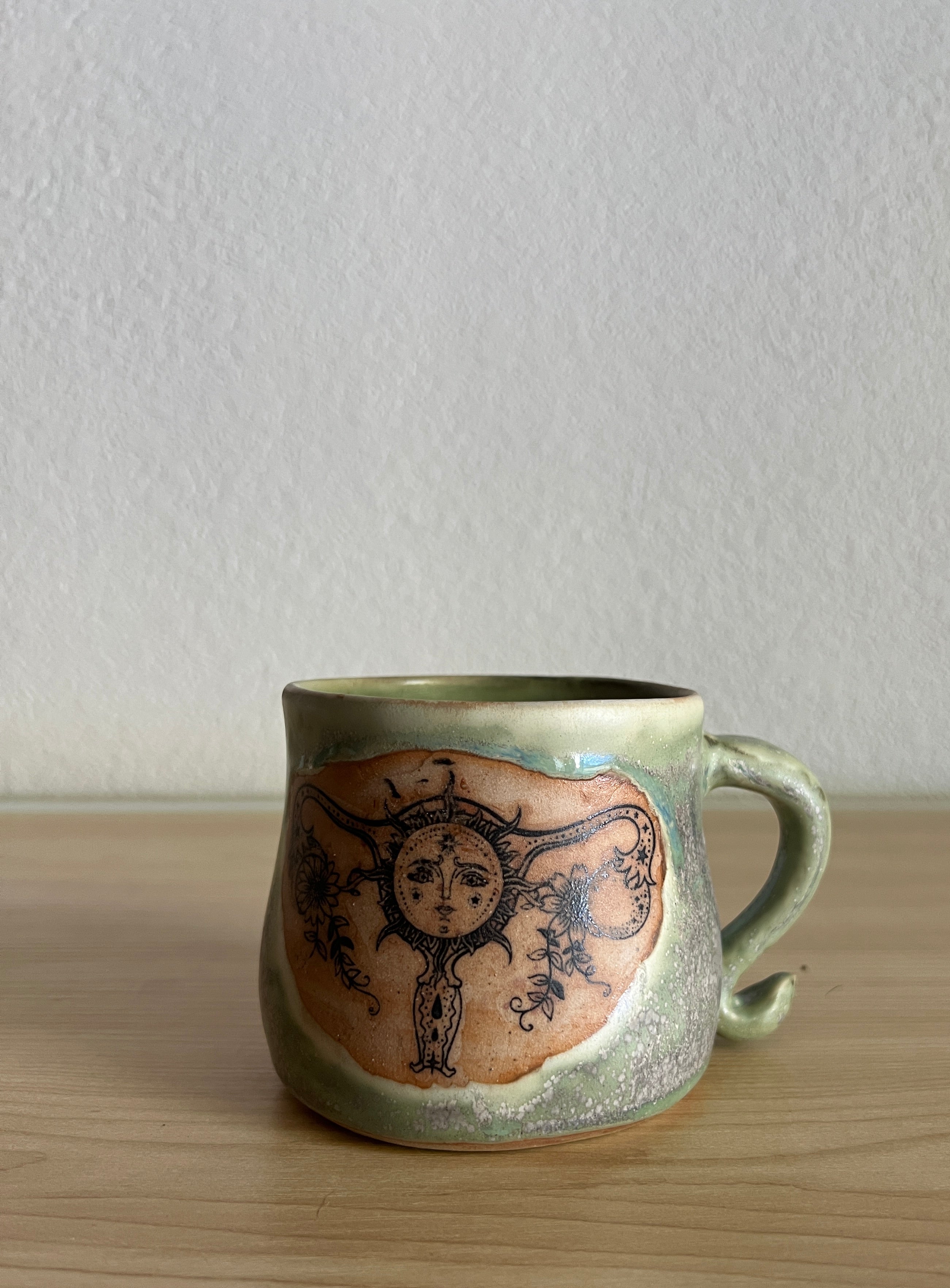 Uterus mug