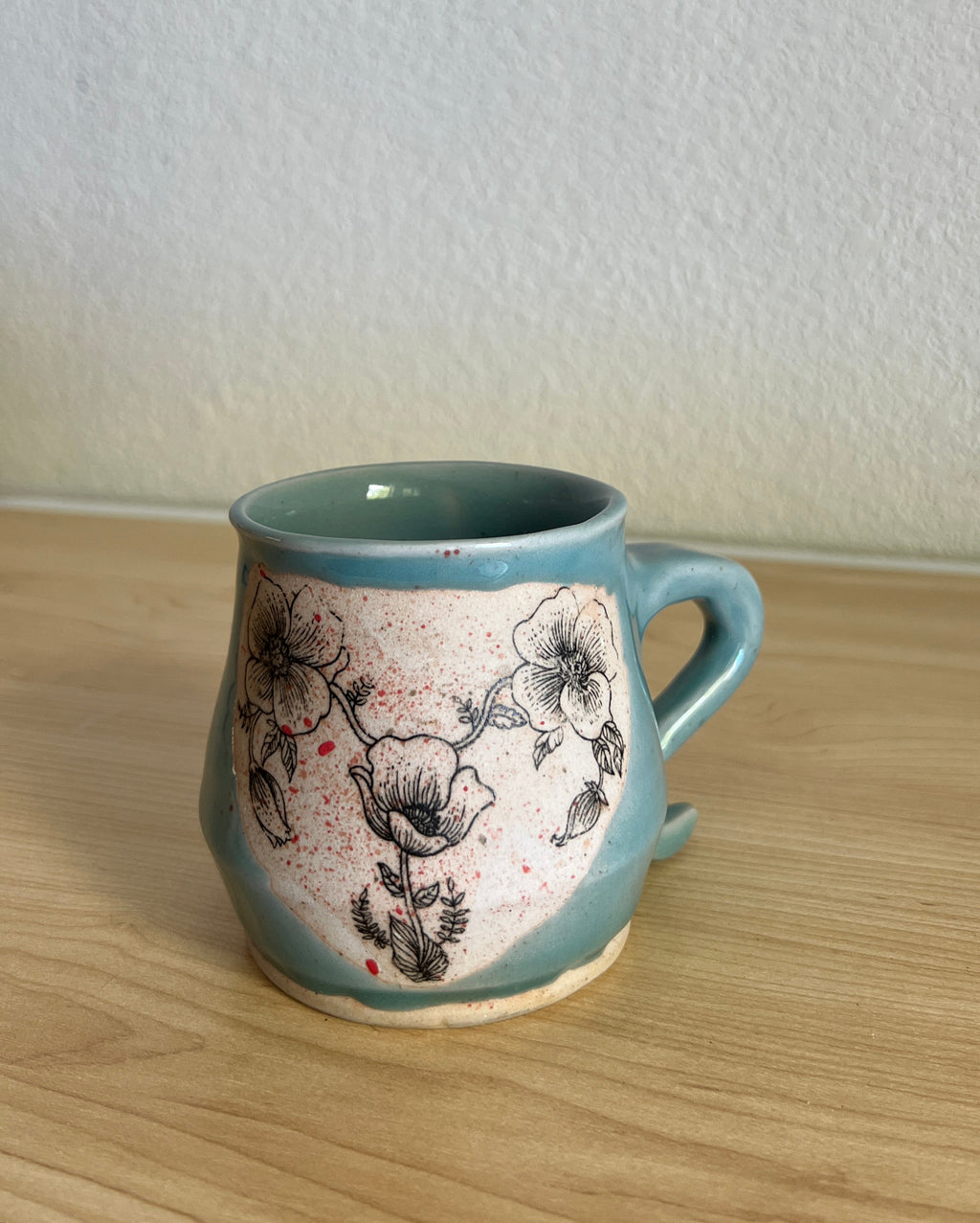 Uterus mug